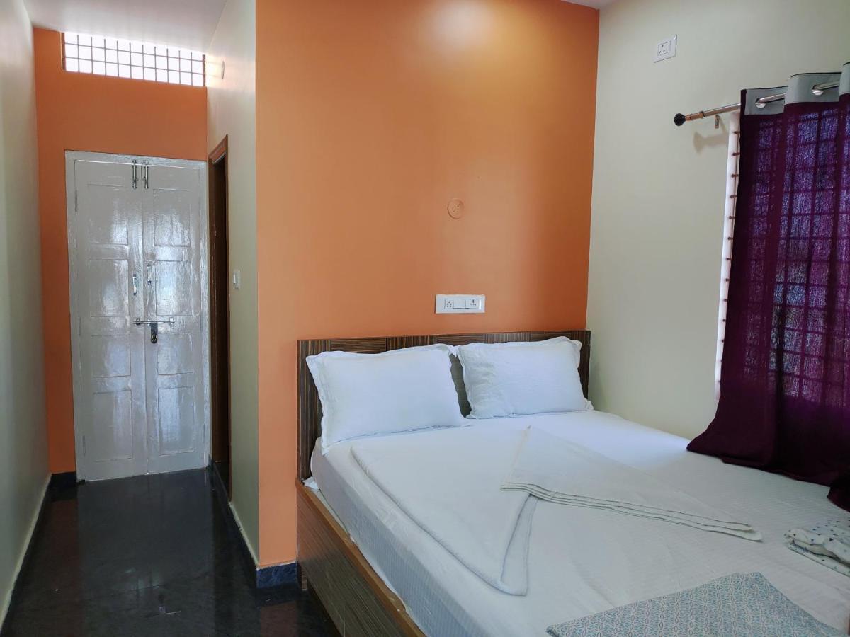 האמפי Vijayanagara Home Stay מראה חיצוני תמונה